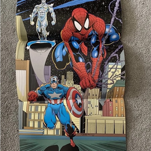 Spider-Man 26 1992 (Marvel) Mark Bagley Hologram Cover With Gatefold Poster NM+ - Picture 3 of 5